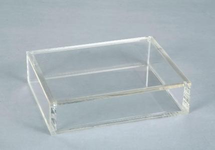 壓克力制品能滿足千變?nèi)f化的要求